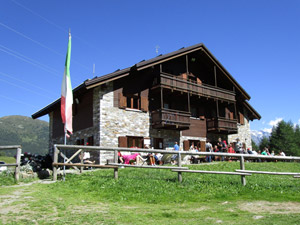 Il Rifugio al Lago del Mortirolo
