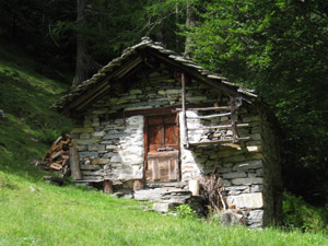 Una delle baite allˈAlpe Valle di Sotto