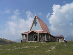 La chiesetta dei Piani di Bobbio