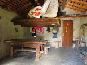 Interno del bivacco