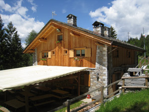Il retro del rifugio