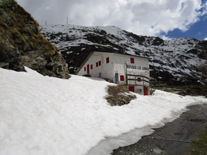 Arrivo al rifugio con il 224