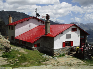 Il Rifugio Longoni