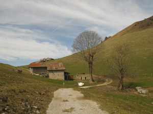 Cascina a Botta Bassa (3-6 itin.)