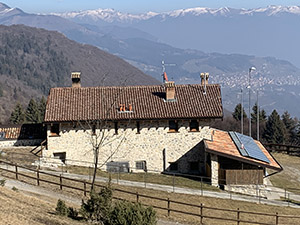 Malga Lunga - retro (foto febbraio 2023)