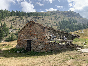 Uno degli edifici che formano il Rifugio delle Marmotte