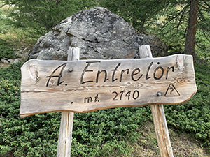 A. Entrelor 2140 m