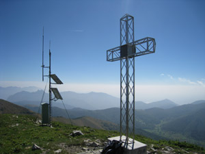 Croce e antenne in cima al S. Primo