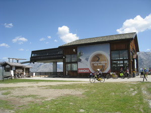 La stazione a monte della cabinovia