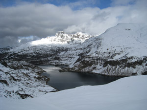 I Laghi Gemelli dal Passo Mezzeno