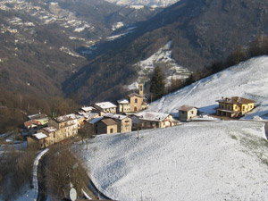 Panorama sul piccolo borgo di Alino