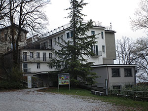 Dalla Baita alla vetta del Monte Barro - Eremo
