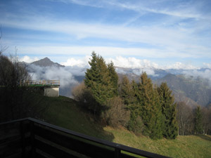 Panorama dal rifugio verso la Val Seriana