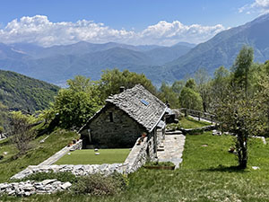 Una baita in localit Al Passo