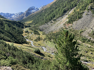 Secondo itinerario: veduta sul sottostante torrente