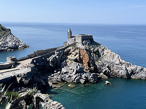 Il promontorio con la Chiesa di S. Pietro