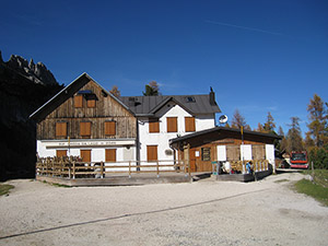 Il Rifugio Croda da Lago - Palmieri