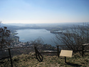 Il Lago di Annone dalla Zona Archeologica