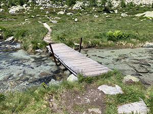 Proseguiamo verso il Lago delle Pigne - Ponticello