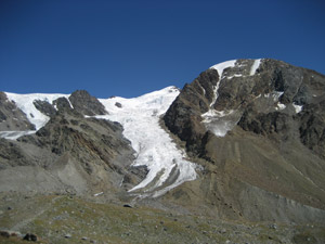 La vedretta alla destra del rifugio