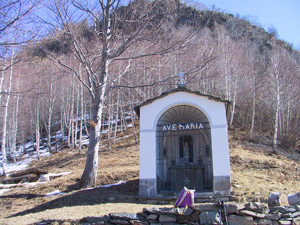 Una cappellina verso Alpe Solino
