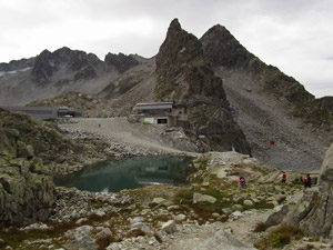 Laghetto in basso a sinistra