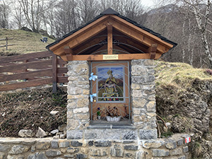 La santella accanto al rifugio