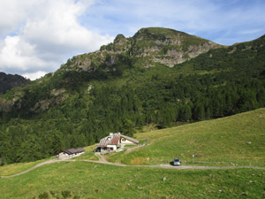 Poco prima di arrivare al Rifugio Rosello