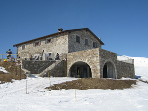 Il vicino Rifugio San Lucio