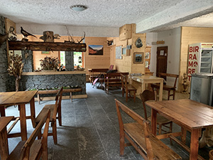 Interno del Rifugio Scotti