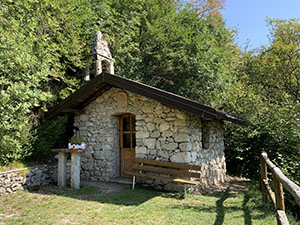 La chiesetta dedicata a San Giovanni Nepomuceno