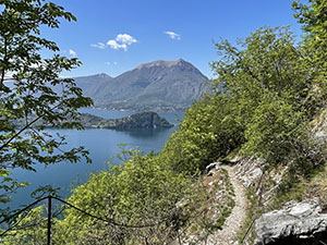 Panorana sul Promontorio di Bellagio e i Monti Crocione e Tremezzo