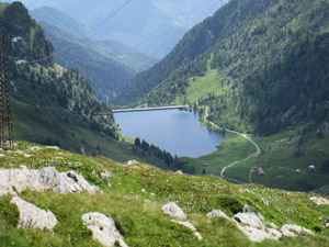 Vista del Lago di Valmora scendendo dal Passo San Marco