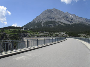 La Diga del Lago di Cancano