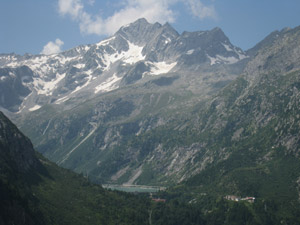 Panorama verso il Lago Avio