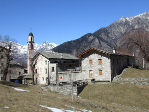 Il campanile, il rifugio e il circul