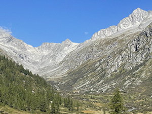 Veduta panoramica sui monti