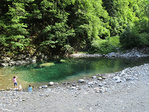 Una pozza del Torrente Varrone