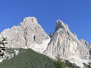 Il Monte Cristallo (m. 3221) e il Piz Popena (m. 3152)