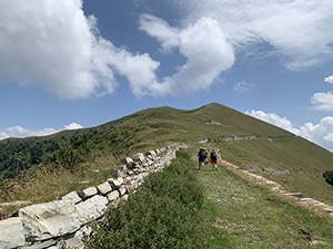 Verso i monti Tremezzo e Crocione