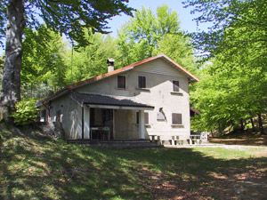 Veduta estiva del rifugio