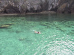 S105 (271872 byte) - Una nuotata nelle acque smeraldine di Palmarola