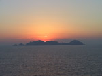 S106 (145750 byte) - Tramonto sull'isola di Palmarola