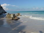 S60 (200559 byte) - La spiaggia di Tulun nei pressi del sito archeologico