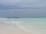 S75 (99263 byte) - Una spiaggia a Nungwi