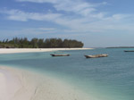 S85 (143556 byte) - Una spiaggia a nord dell'isola