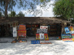 S86 (271573 byte) - Una tienda en la playa